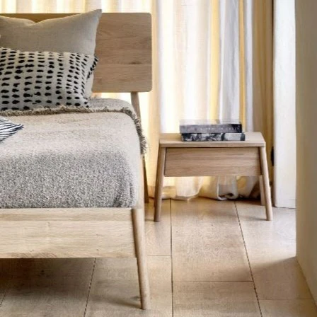 Air Solid Oak Bedside Table - Image 2