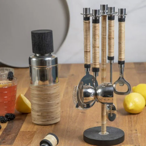 Arendal Rattan Cocktail Shaker - Image 2