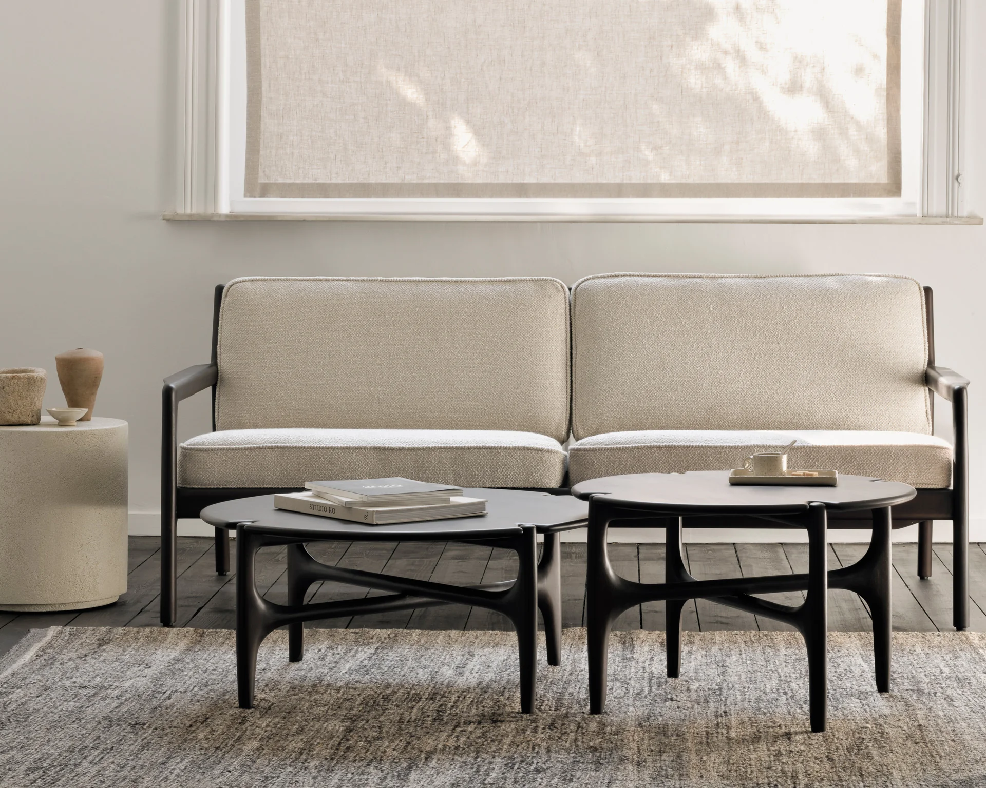 Elements side table - Microcement - Off White - mushroom shape - Image 13