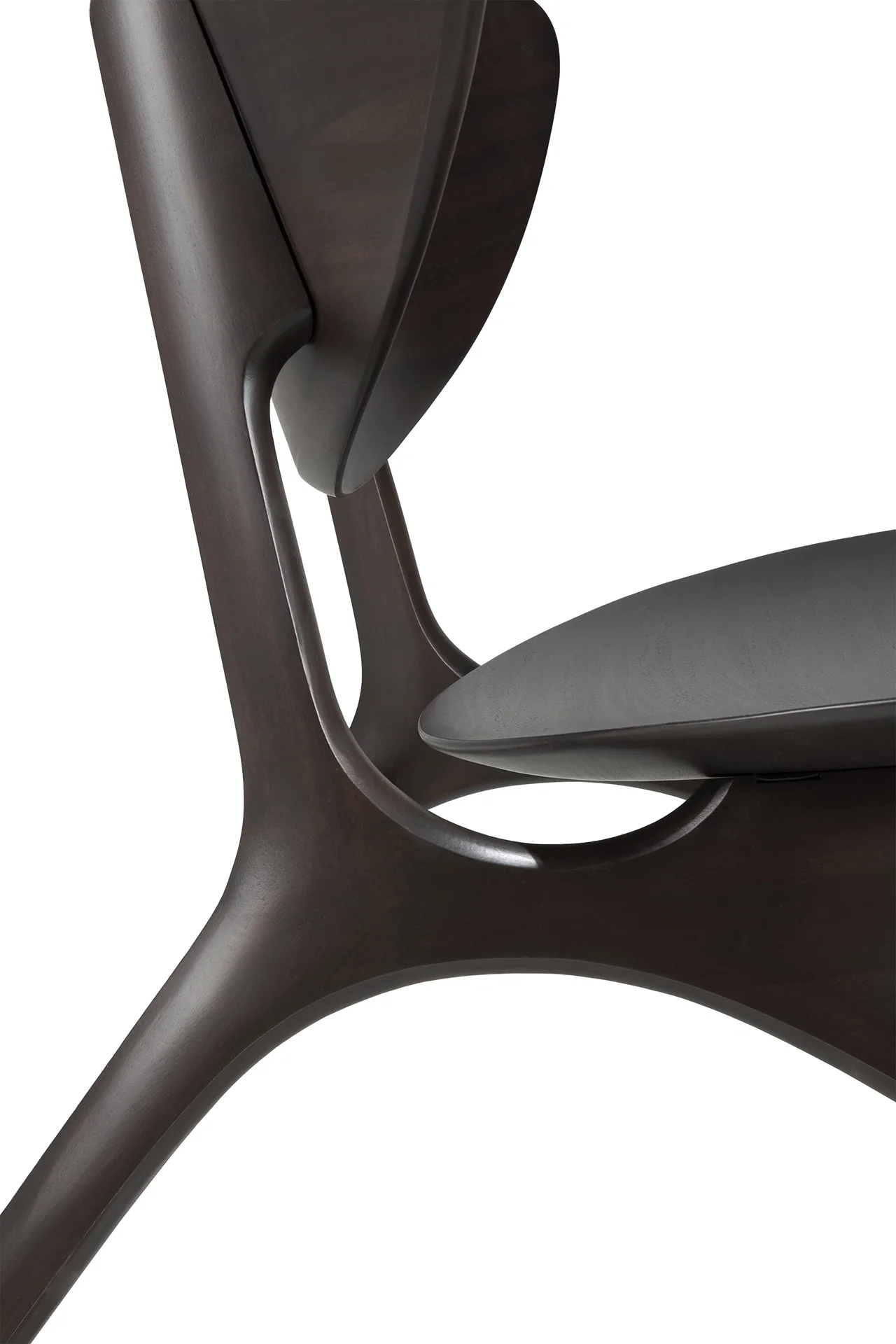 Eye lounge chair - varnished mahogany - dark brown - Image 7