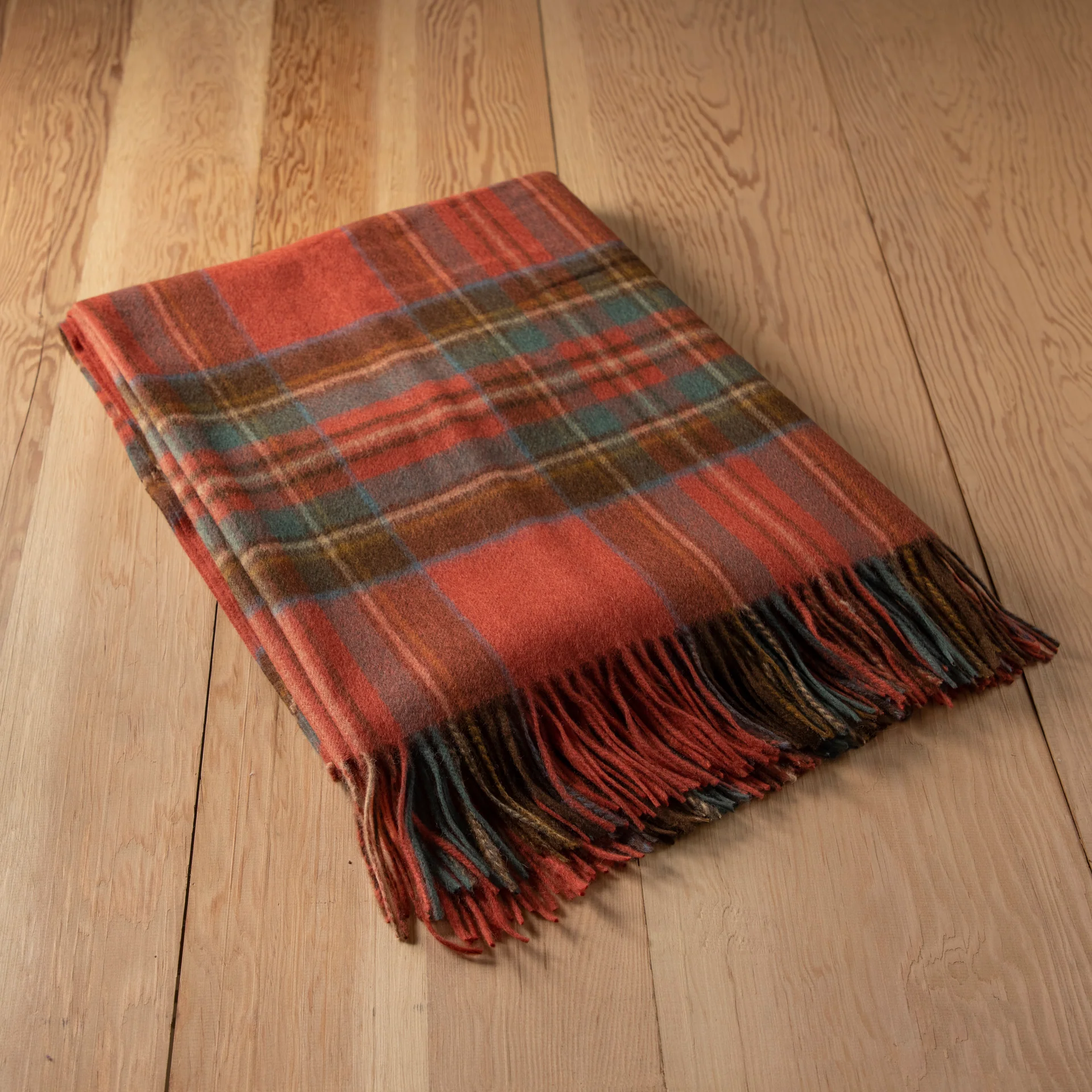 Lambswool Blanket in Stewart Royal Antique Tartan - Image 6