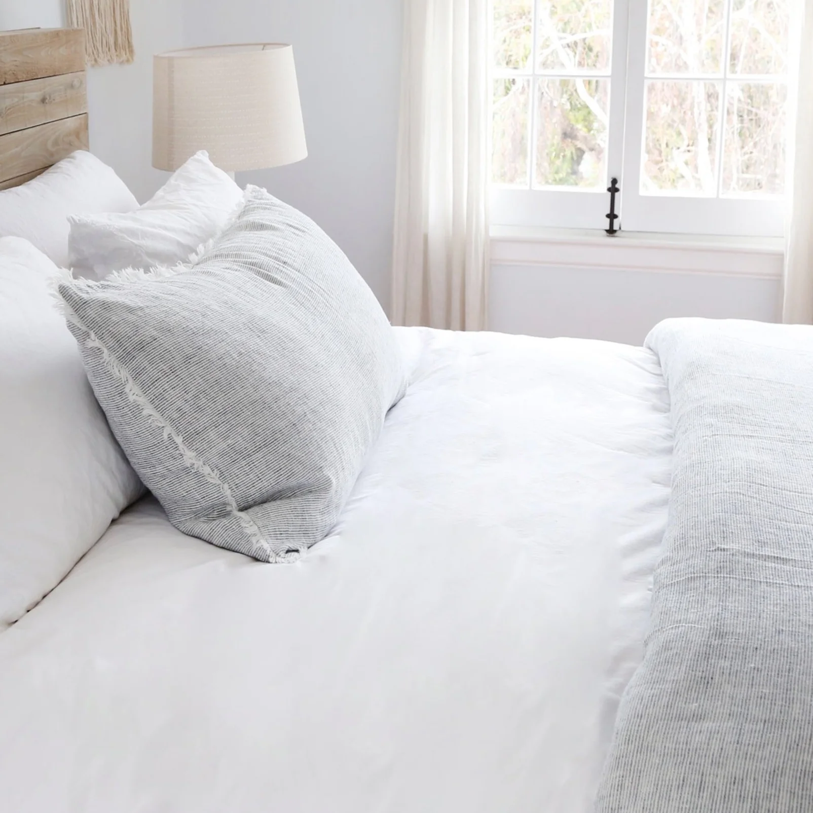 Logan King Duvet, Navy - Image 10