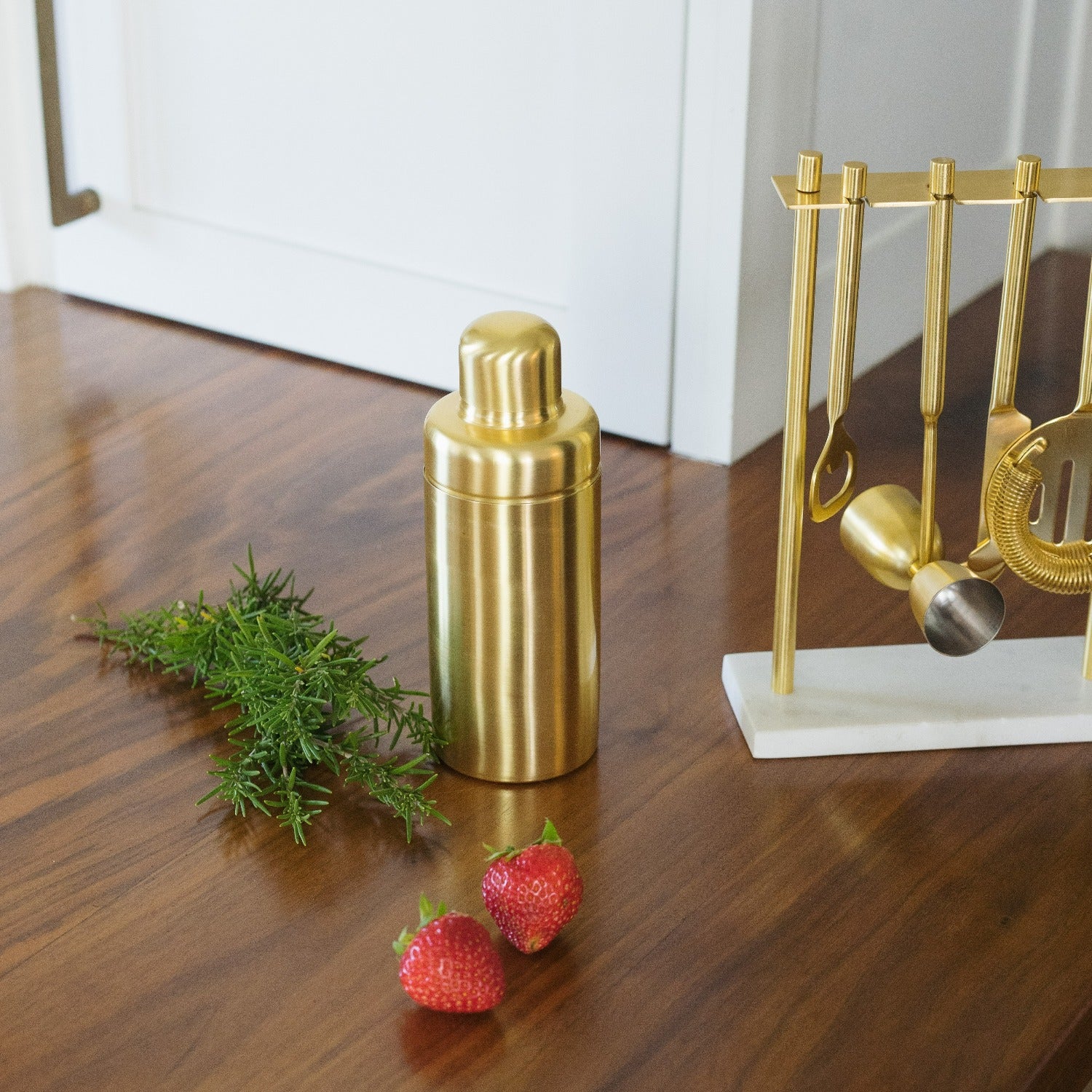 Luxe Cocktail Shaker - Image 4