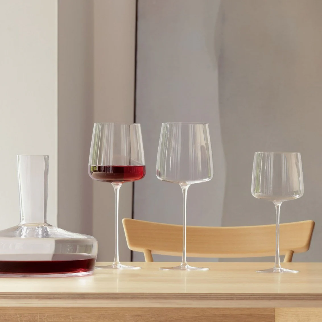 Metropolitan Red Wine Glass, Set of 4 - Image 5