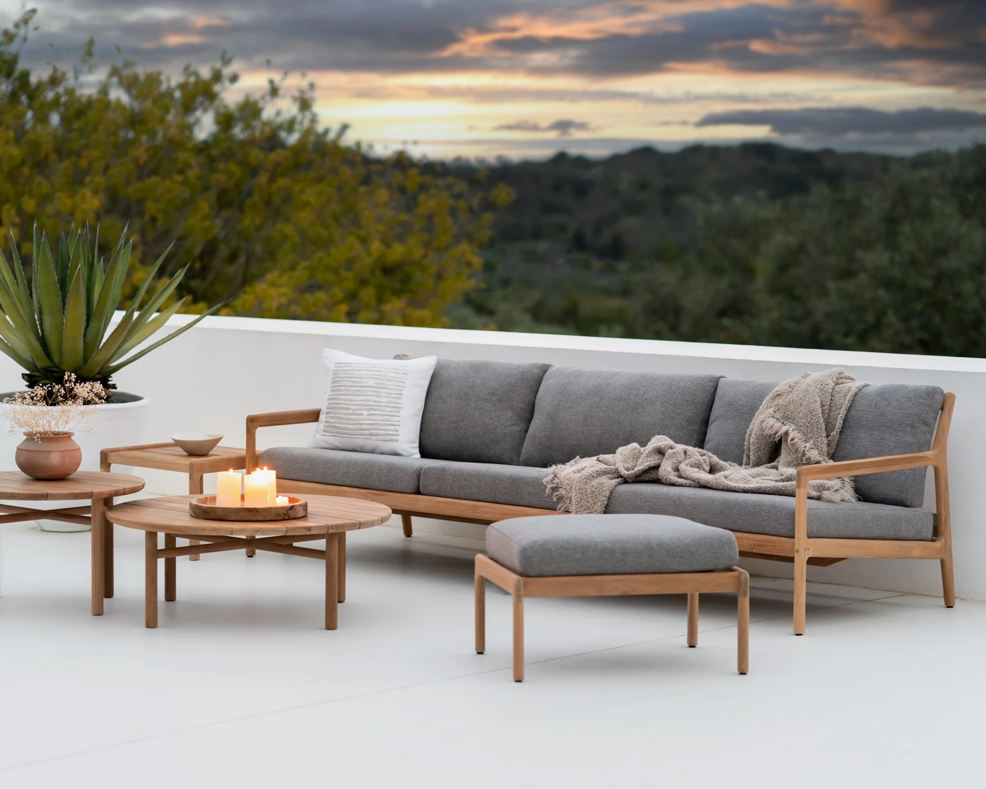 Quatro Solid Teak Outdoor Coffee Table, 38" - Image 4