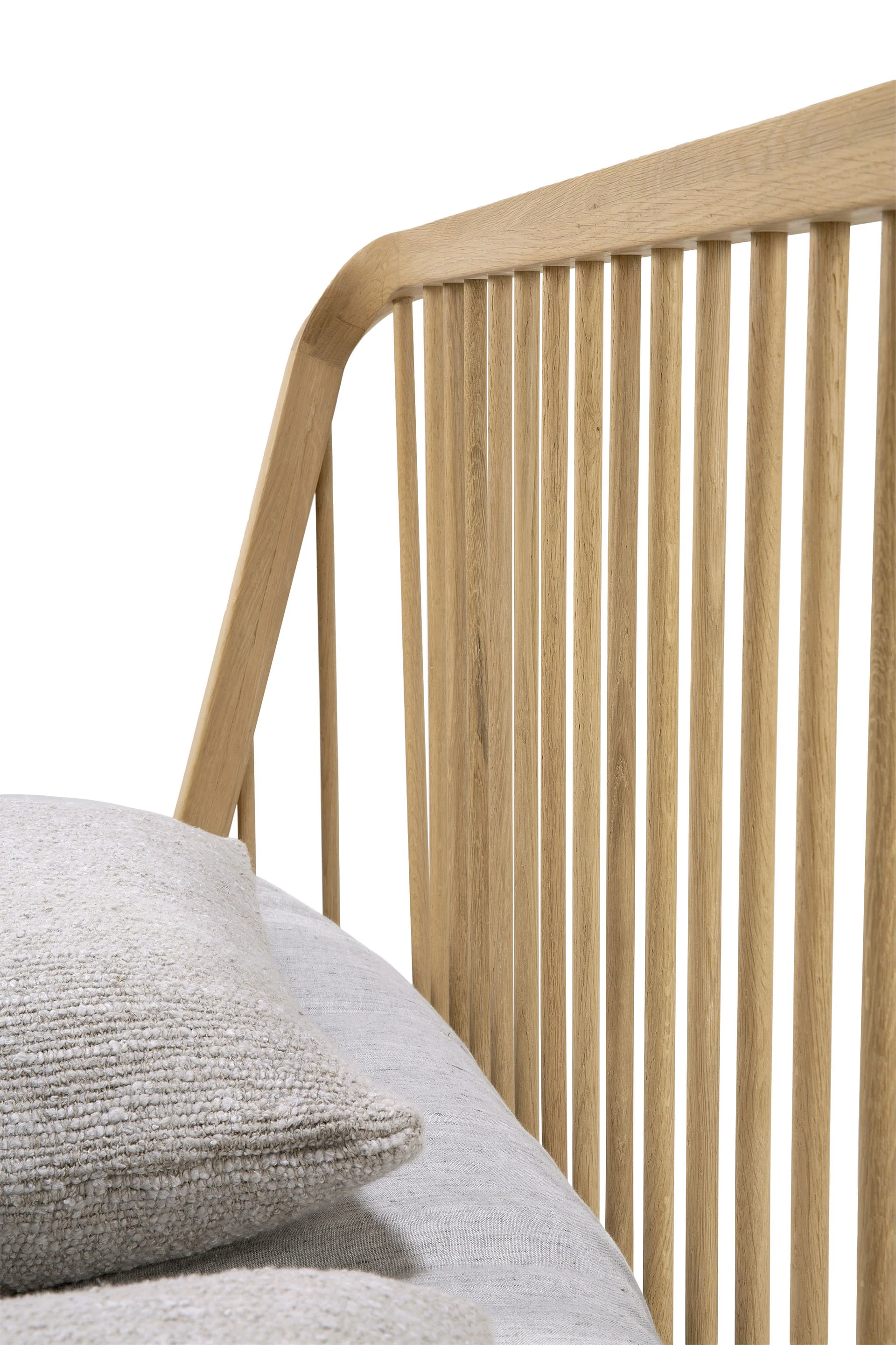 Spindle Solid Oak Bed, Queen - Image 8