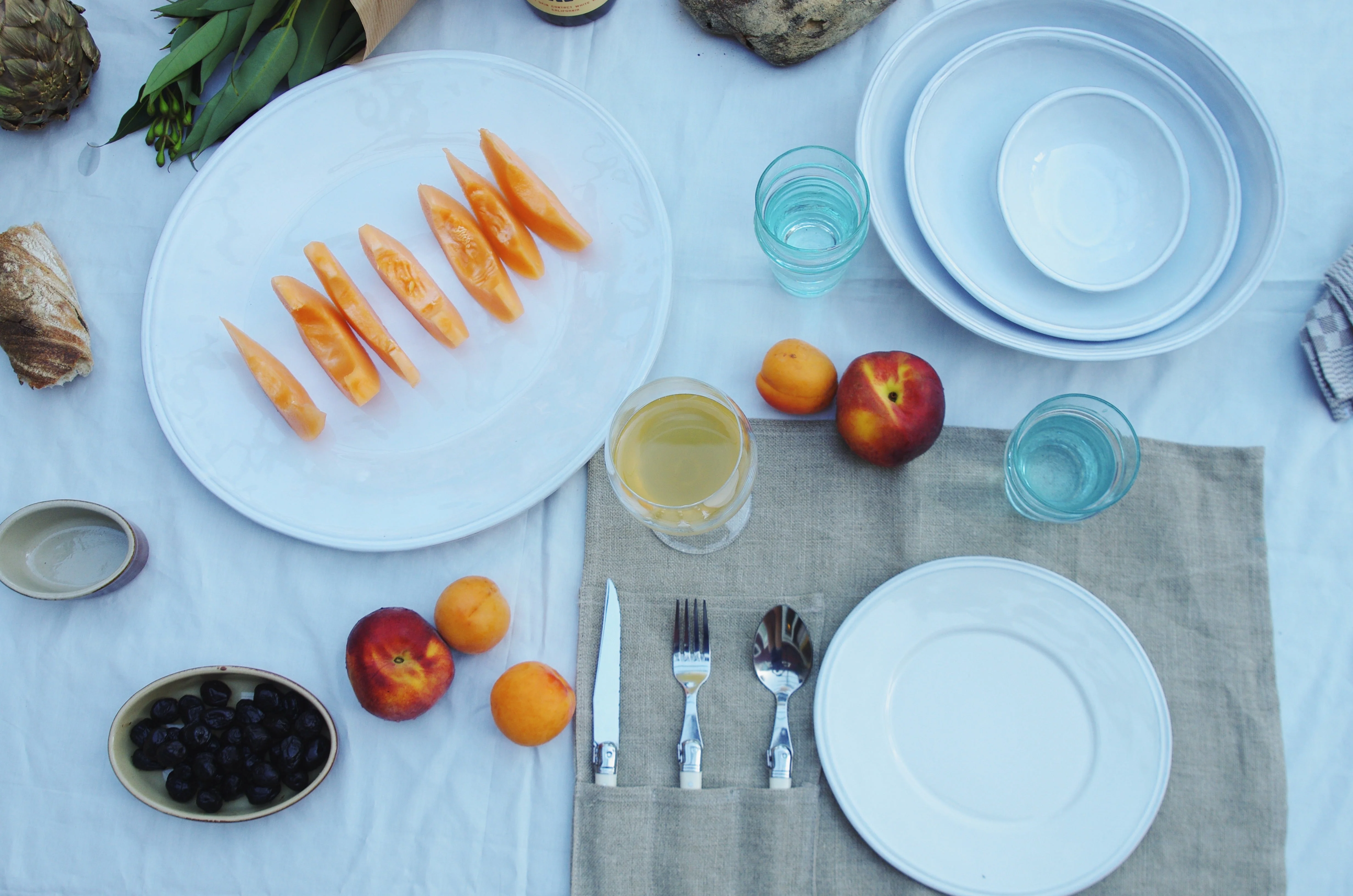 Thieffry Belgian Linen Placemat with Napkin Pocket - Image 2