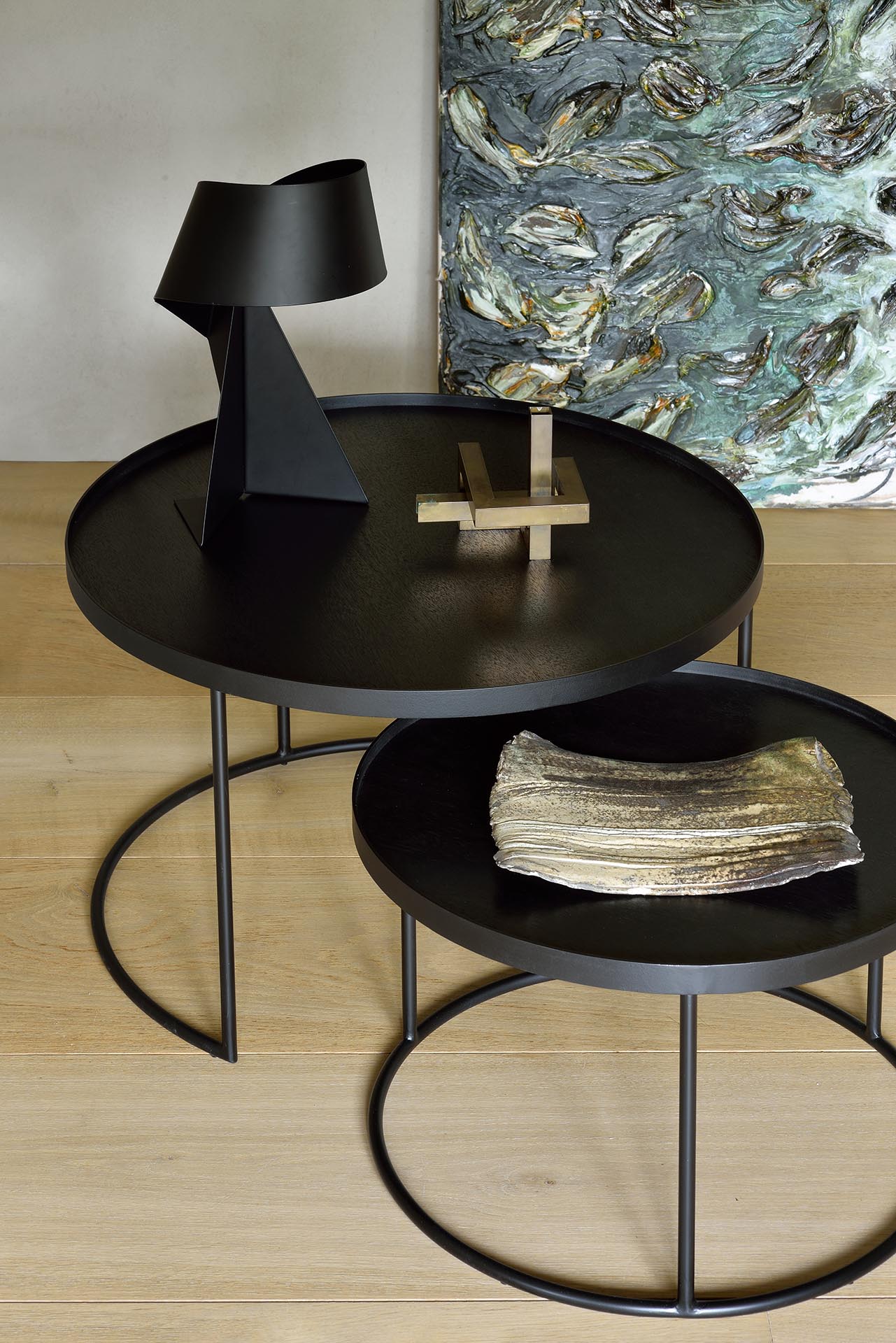 Round Tray Coffee Table Set, L & XL (Trays Not Included) - Image 3