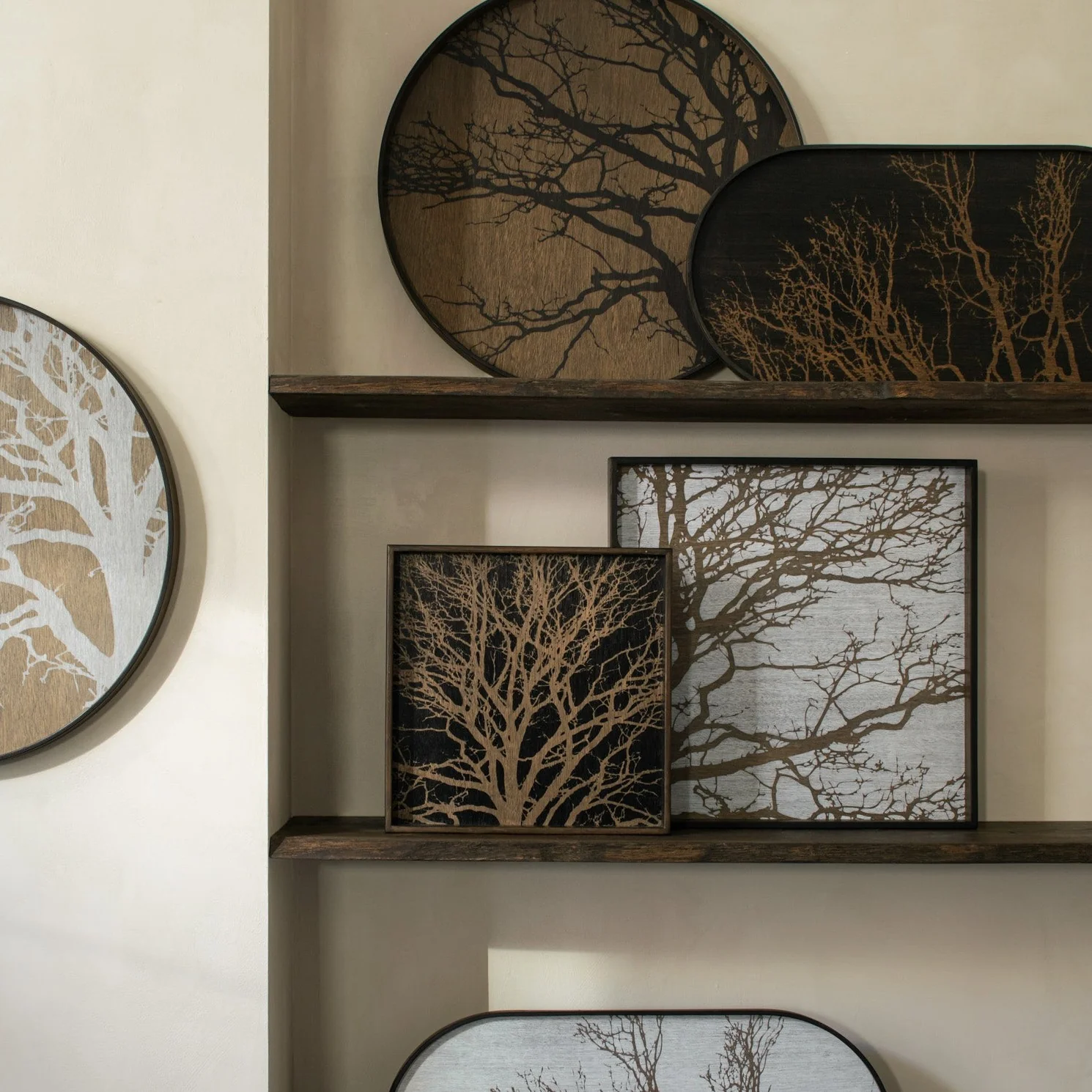 Round Black Tree Tray, Large - Image 3